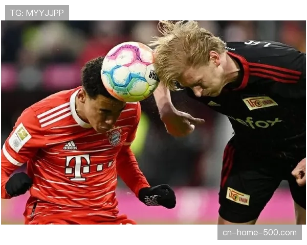 弗赖堡门将穆勒出击范围扩大 场均参与后场出球12.4次化解长传威胁 弗赖堡门将穆勒出击范围扩大 场均参与后场出球12.4次化解长传威胁